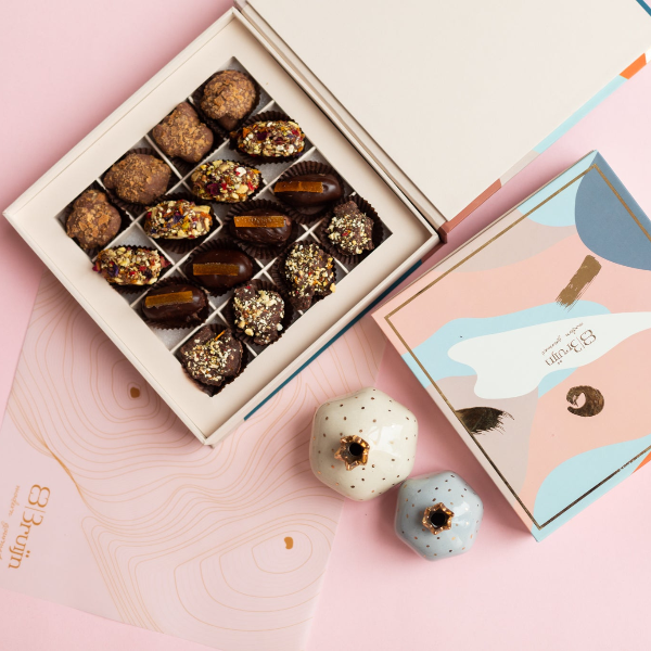 The Chocolate Collection | 16 pcs