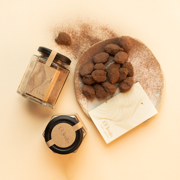 Caramelised almonds dipped in chocolate and dusted in cocoa, great as a dessert snack