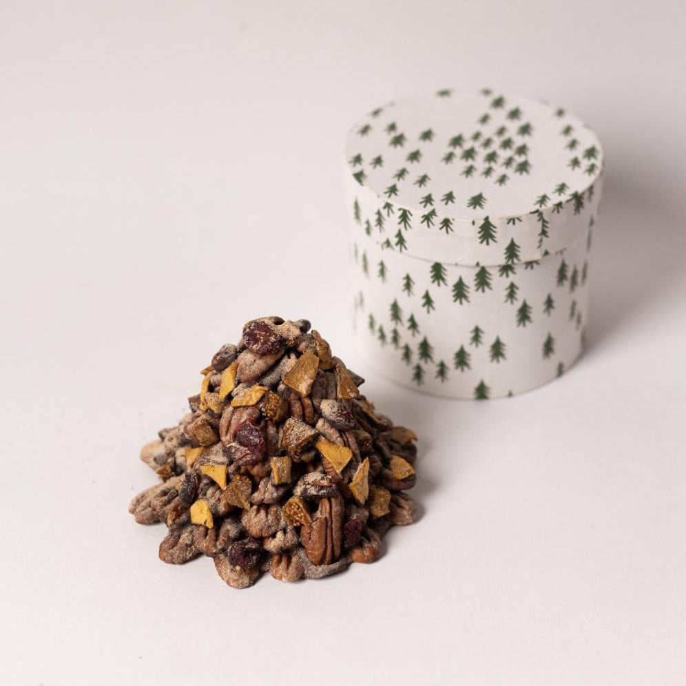 Christmas Pecan Tree with dried fruits