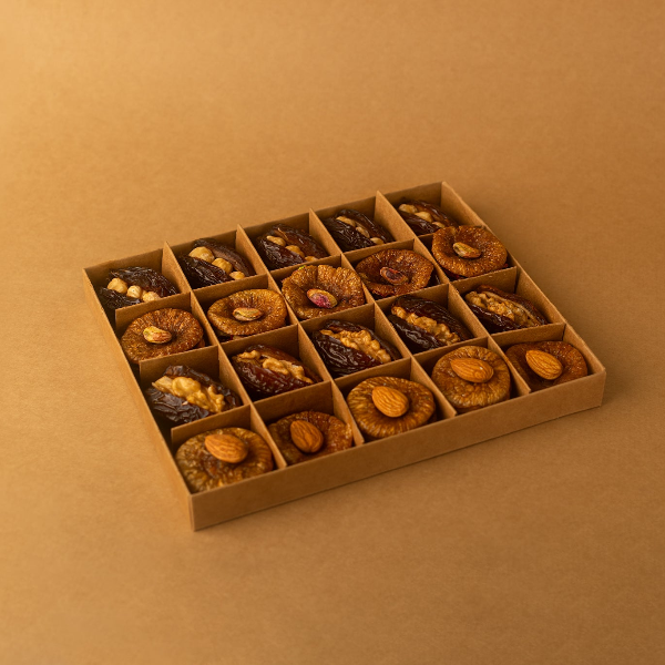 Assorted Dried Fruits Box of 20 Dates and Figs Bruijn
