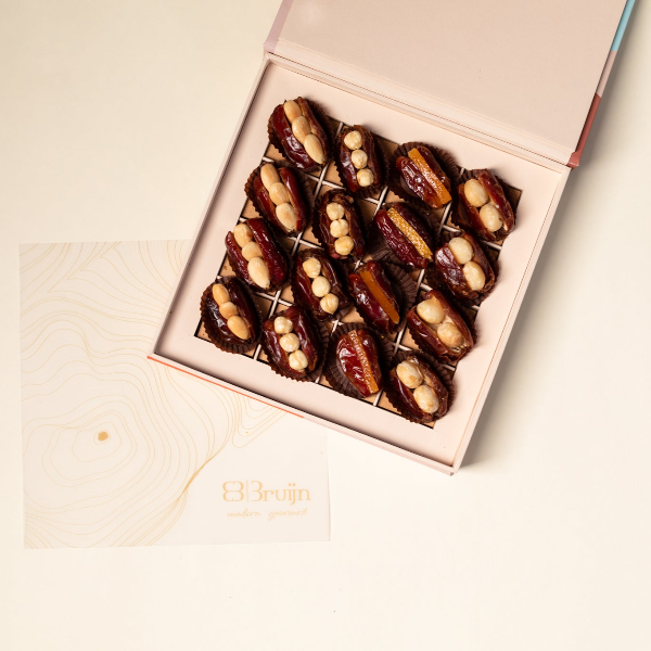 The Date Collection | 16 pcs