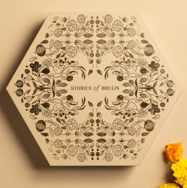 Classic dried fruit and nuts tray hexagon Stories of bruijn tray