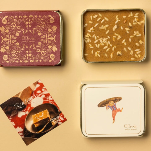 Ranginak Box set - Gifting/Specials. Subcontinental Delicacies. Dates, Besan Ki barfi.
