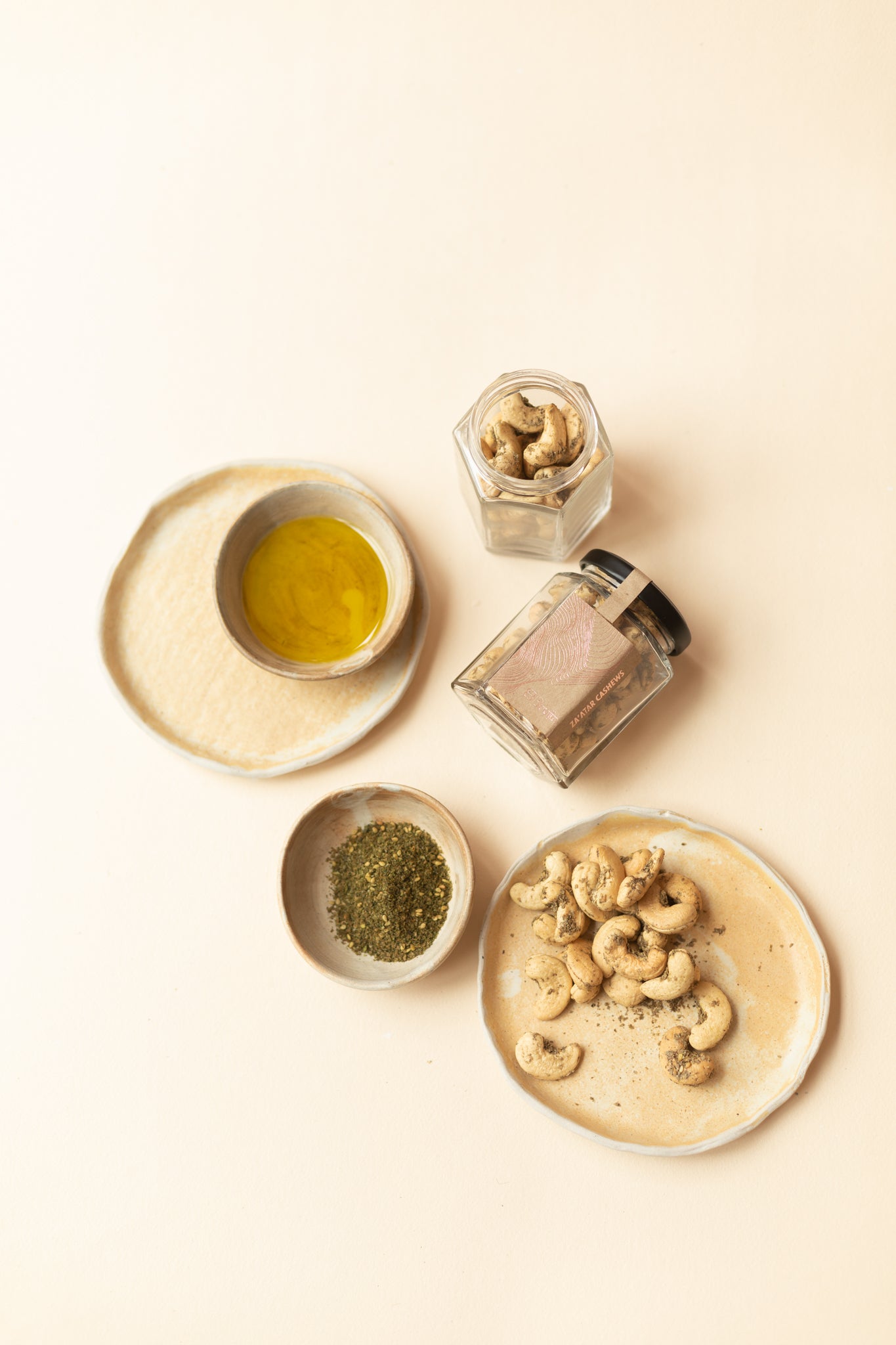 savoury, Indian cashews generously flavored with Za’atar, perfect for mezze platters